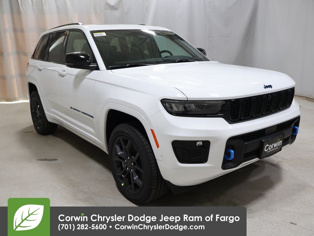 2025 Jeep Grand Cherokee Anniversary Edition 4xe's photo