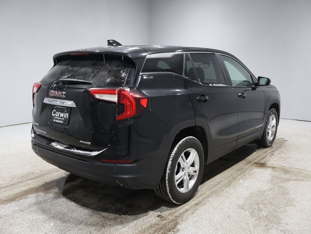 2024 Gmc Terrain SLE photo 2