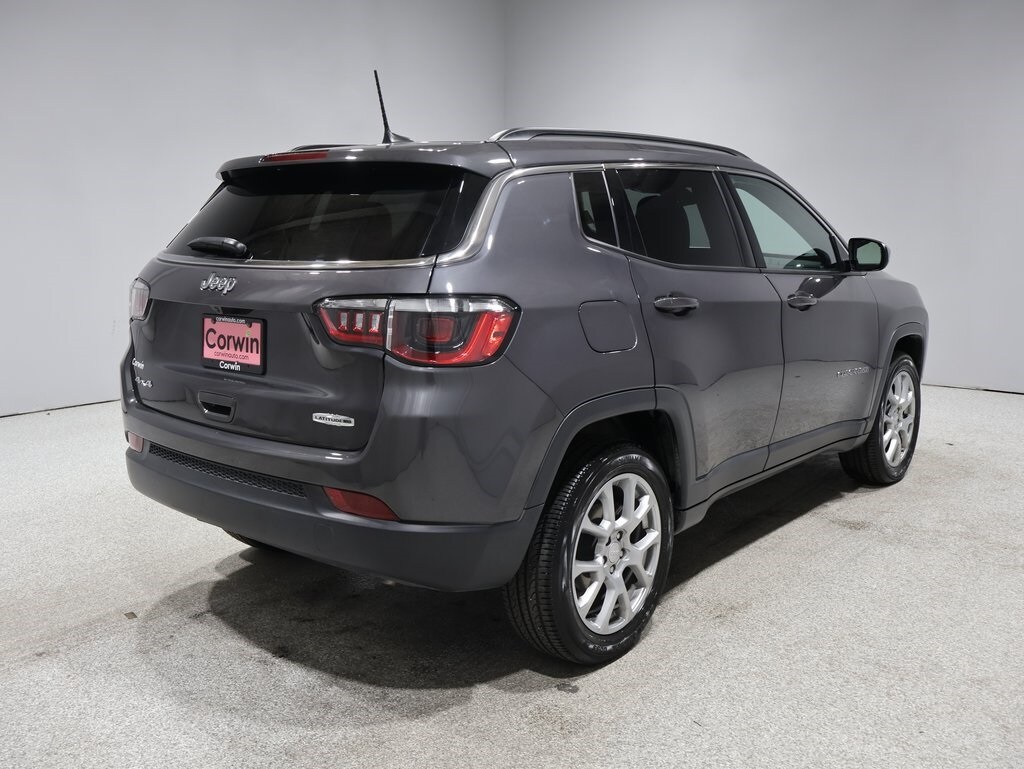 2024 Jeep Compass Latitude Lux Altitude photo 2