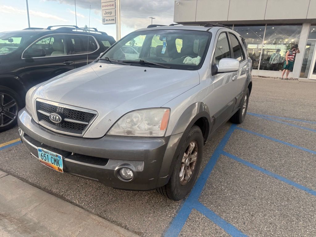 Used 2006 Kia Sorento EX with VIN KNDJC733865637966 for sale in Fargo, ND