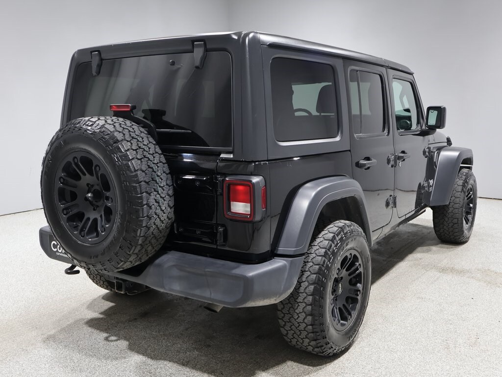 2019 Jeep Wrangler Unlimited Sport photo 2