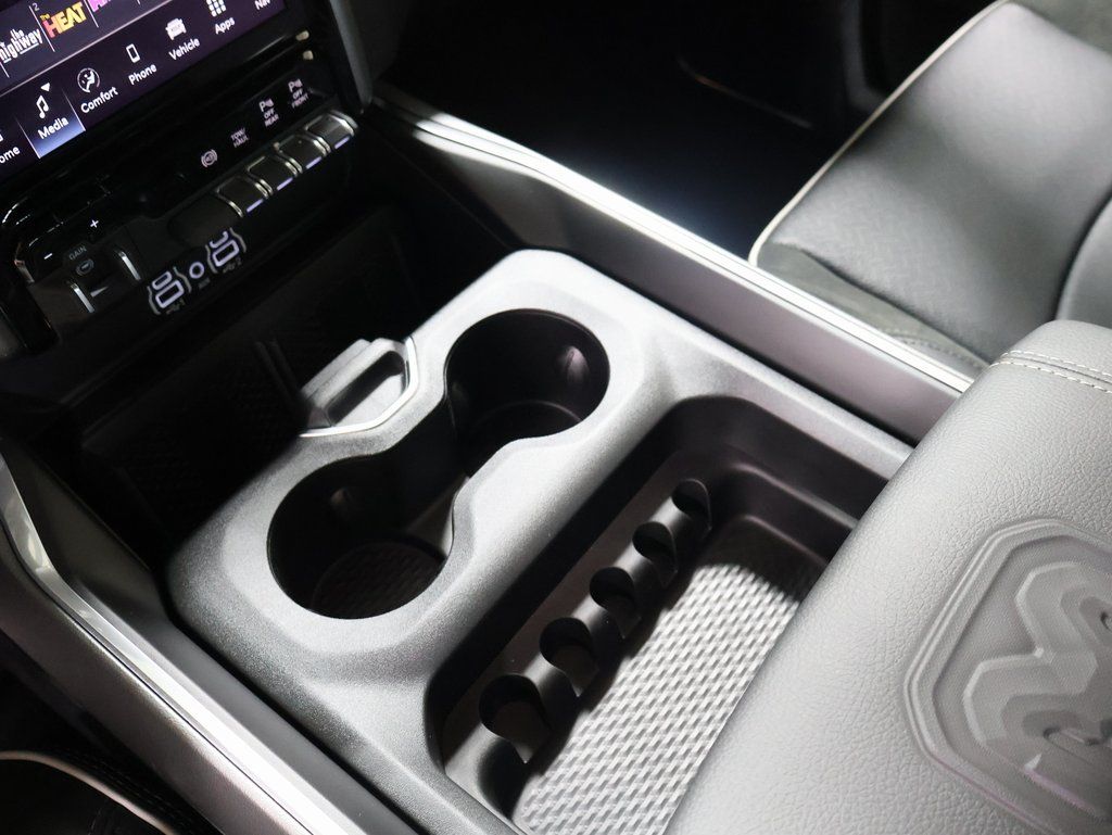 2025 RAM 2500 Laramie - Photo 25