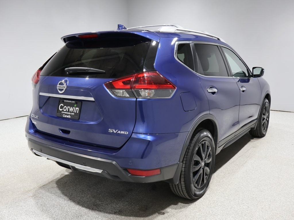 Used 2020 Nissan Rogue SV with VIN KNMAT2MV0LP537704 for sale in Fargo, ND