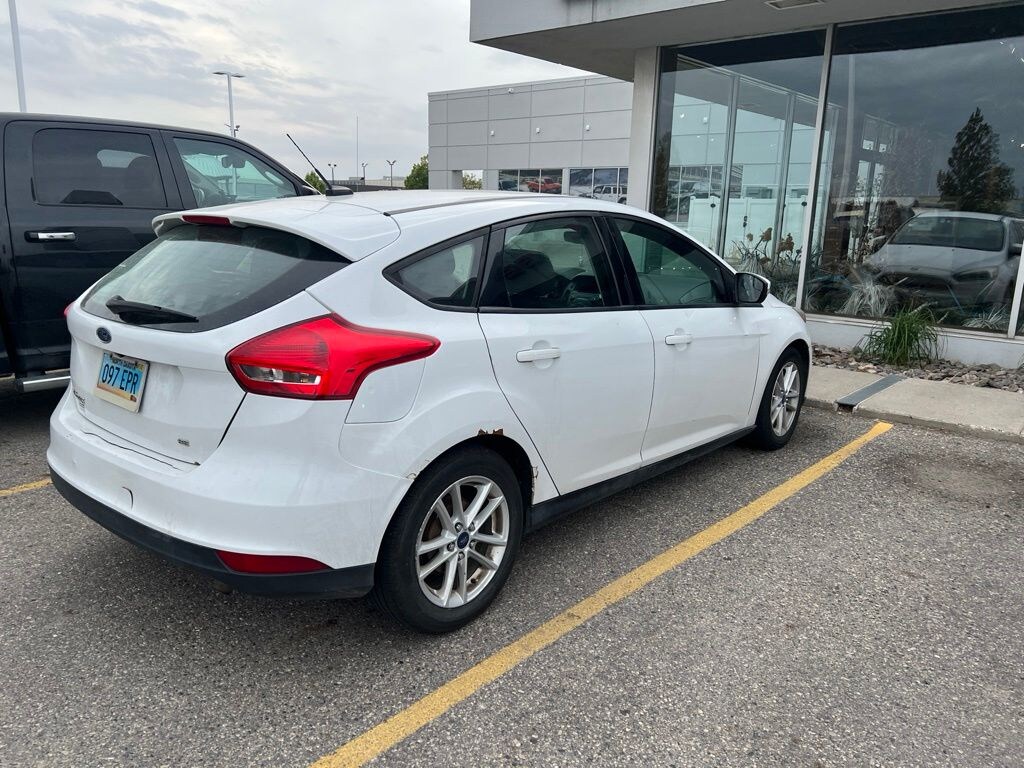 Used 2017 Ford Focus SE Hatchback