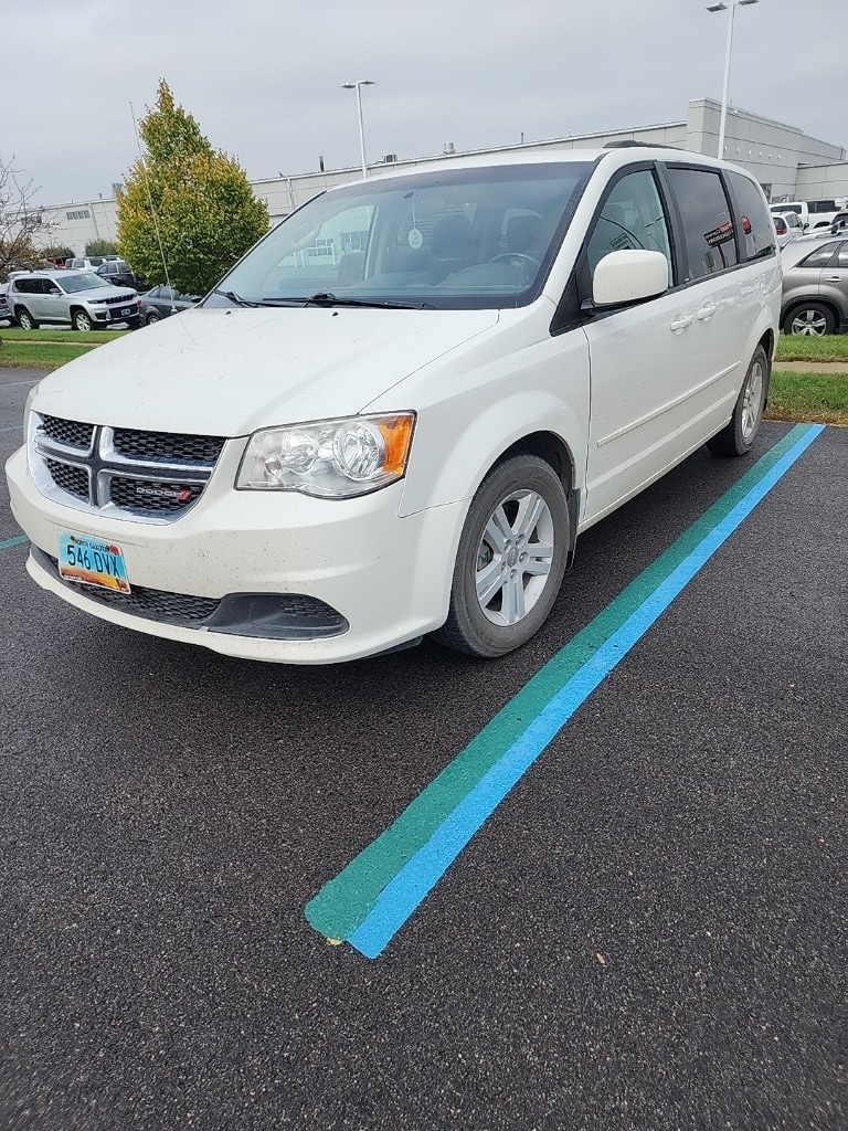 Used 2013 Dodge Grand Caravan SXT with VIN 2C4RDGCG9DR717585 for sale in Fargo, ND