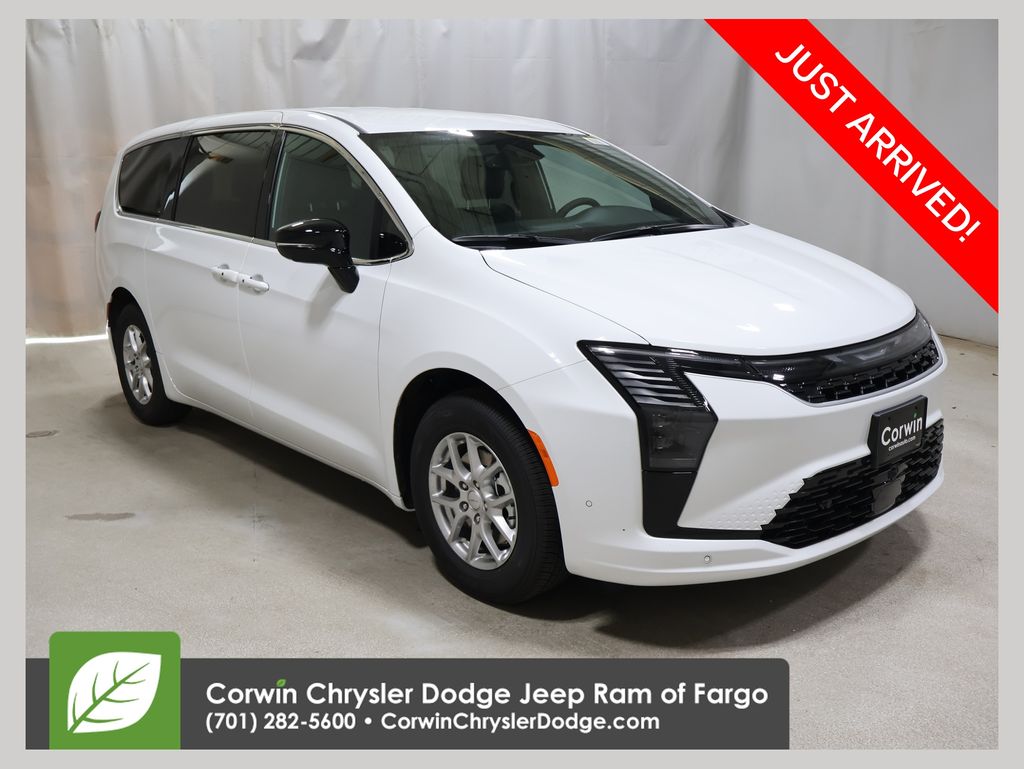 2027 Chrysler Pacifica Select's photo