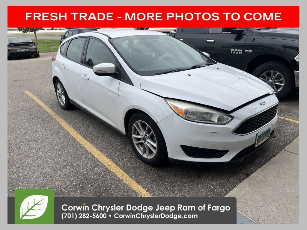Used 2017 Ford Focus SE Hatchback