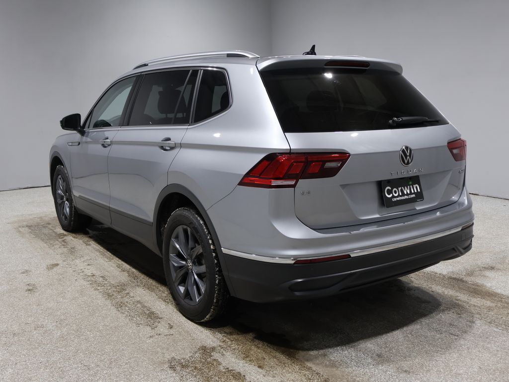 2022 Volkswagen Tiguan SE photo 4