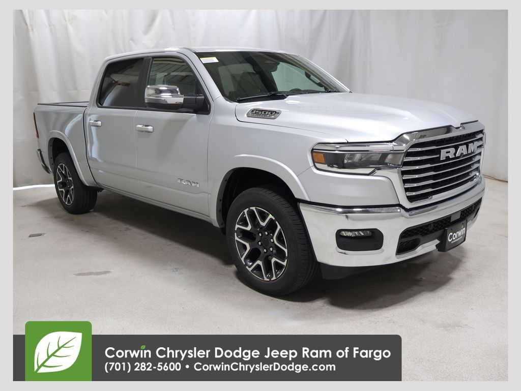 2027 Ram 1500 LARAMIE CREW CAB 4X4 5'7 BOX Pickup