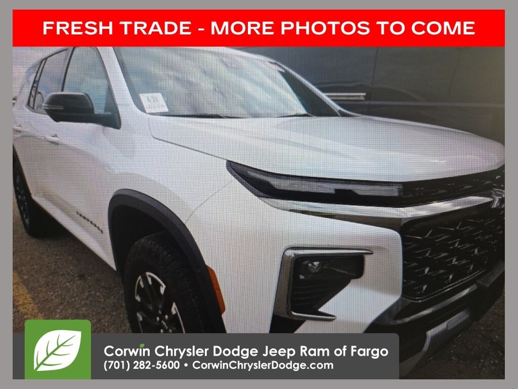 Used 2024 Chevrolet Traverse Z71 SUV