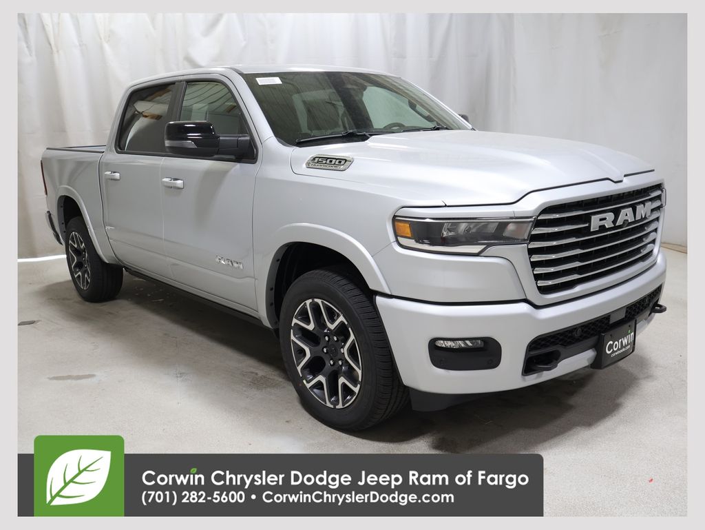 2027 Ram 1500 LARAMIE CREW CAB 4X4 5'7 BOX Pickup