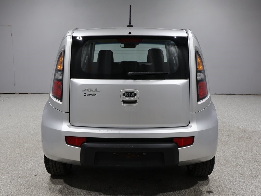 Used 2010 Kia Soul Base Hatchback