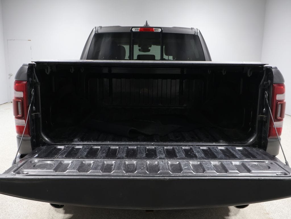 2020 Ram 1500 Laramie photo 3