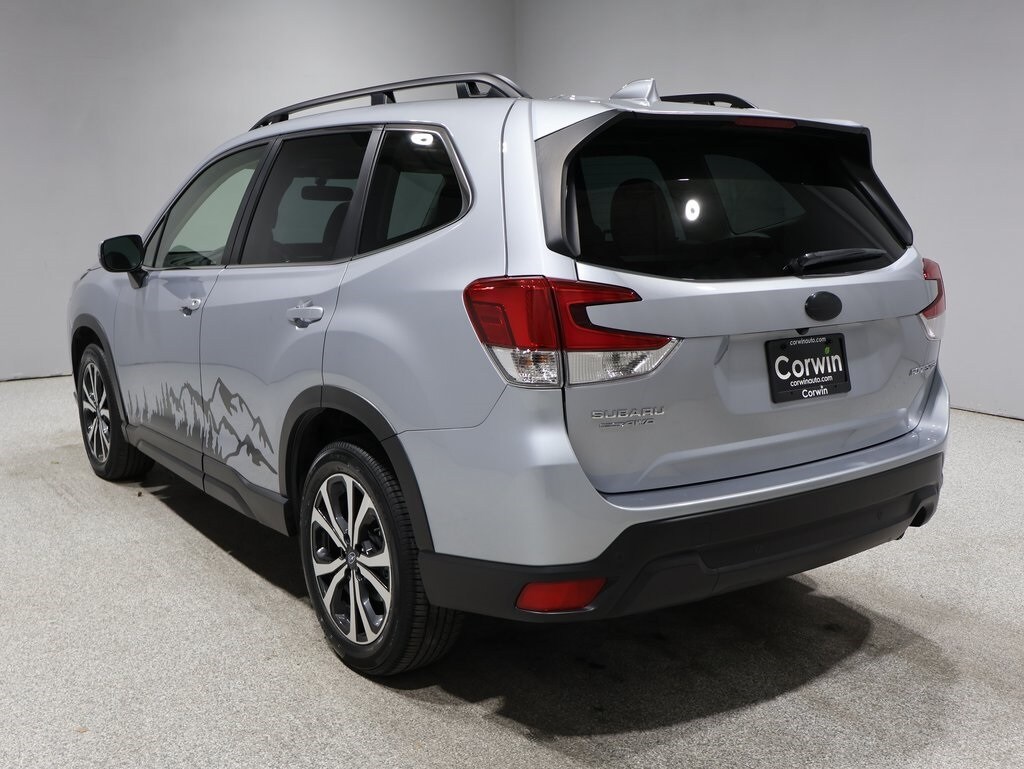 2023 Subaru Forester Limited photo 3