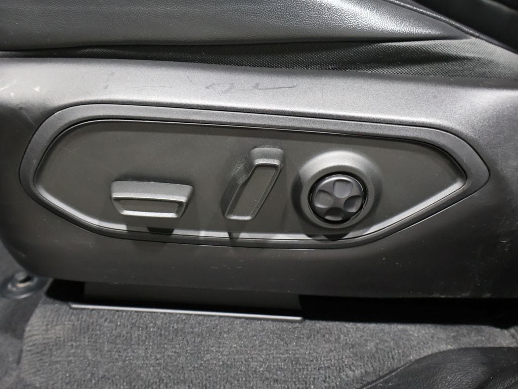 2022 Jeep Grand Cherokee Limited photo 4