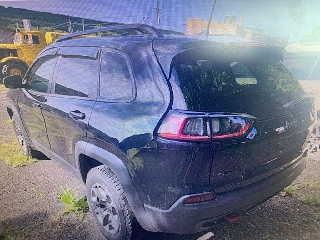 2022 Jeep Cherokee Trailhawk photo 4