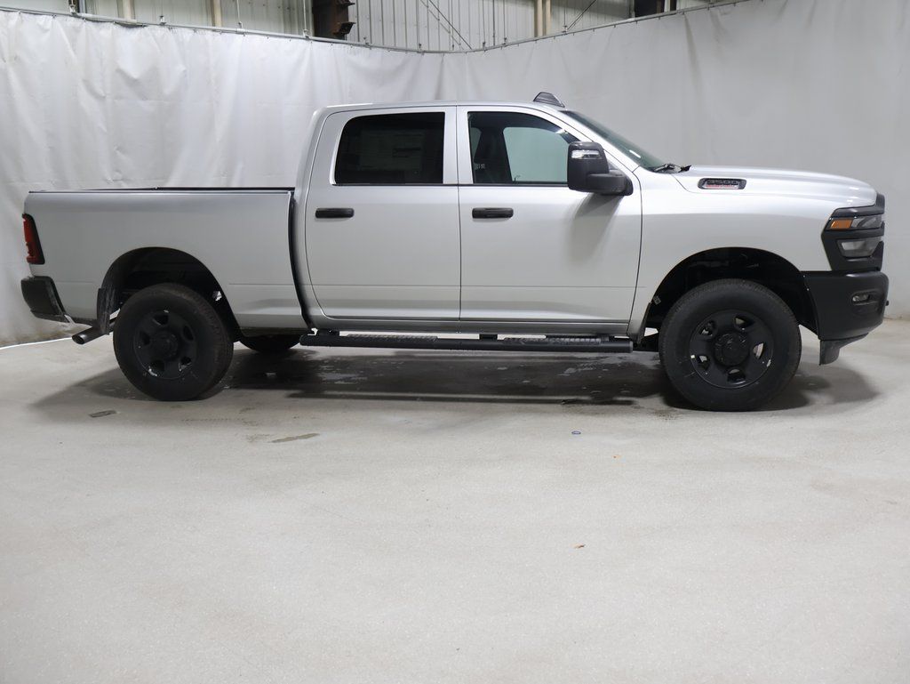 2026 RAM 3500 Tradesman - Photo 6
