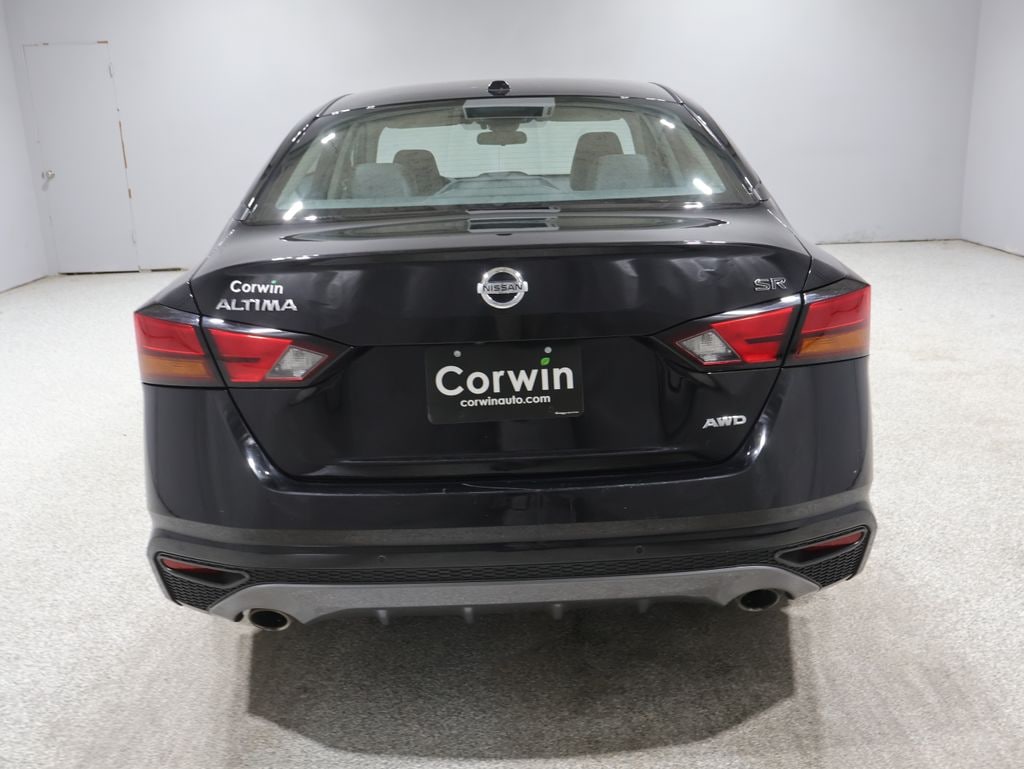 Used 2021 Nissan Altima 2.5 SR Sedan