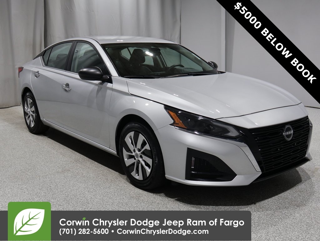 Used 2024 Nissan Altima 2.5 S Sedan