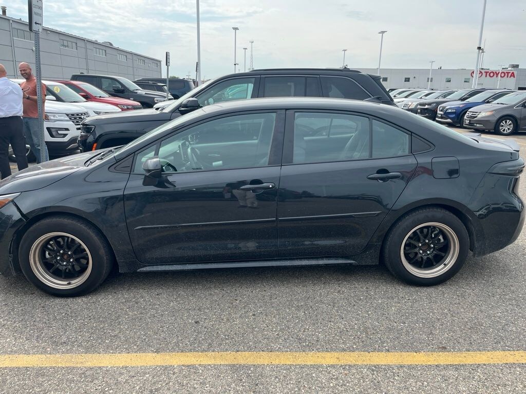 Used 2020 Toyota Corolla LE Sedan