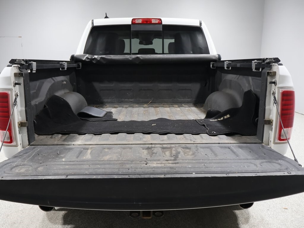 2018 Ram 1500 Laramie photo 3