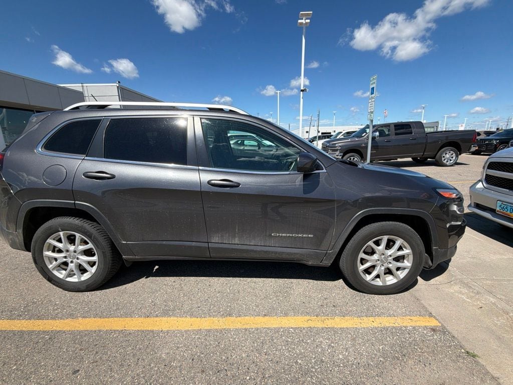 Used 2015 Jeep Cherokee Latitude with VIN 1C4PJMCB8FW679473 for sale in Fargo, ND