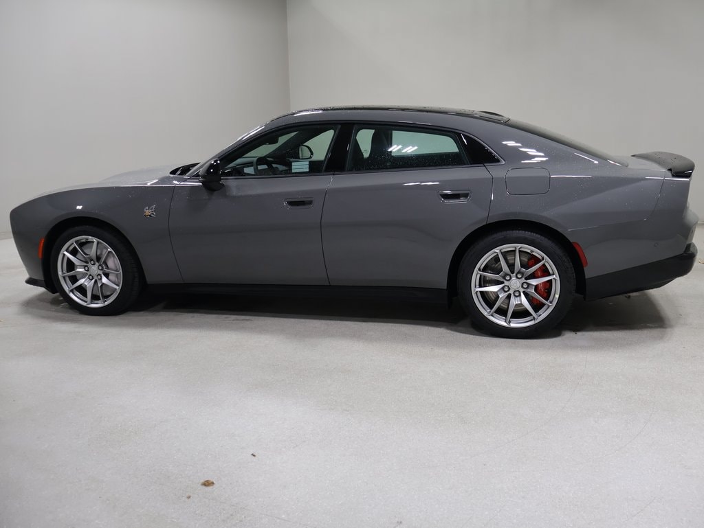 2026 Dodge Charger Daytona Scat Pack - Photo 4