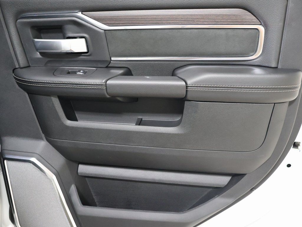 2025 RAM 2500 Laramie - Photo 18
