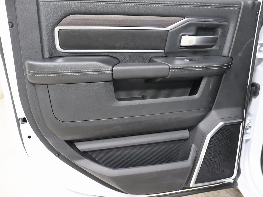 2025 RAM 2500 Laramie - Photo 14