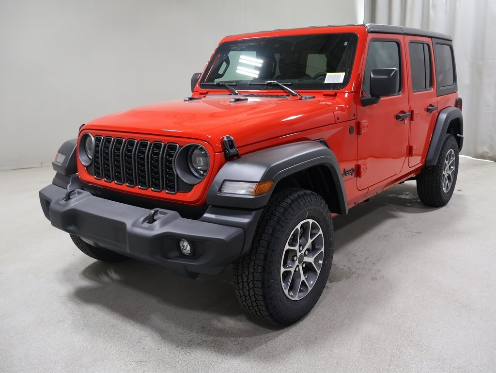 2025 Jeep Wrangler Sport S photo 3