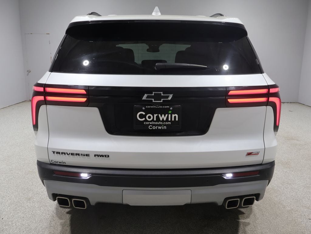 Used 2024 Chevrolet Traverse Z71 SUV