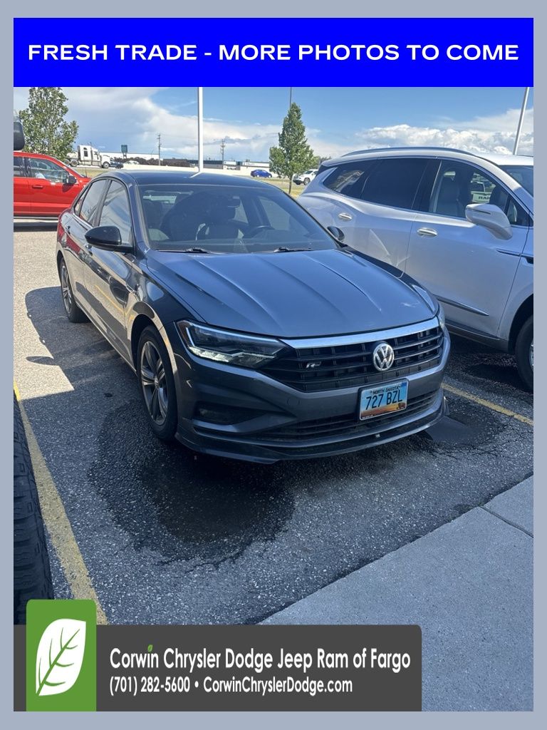 2020 Volkswagen Jetta 1.4T R-Line's photo