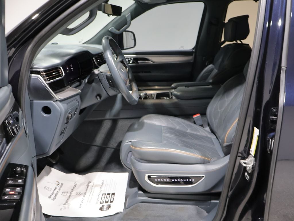 2022 Jeep Grand Wagoneer Series III - Photo 11