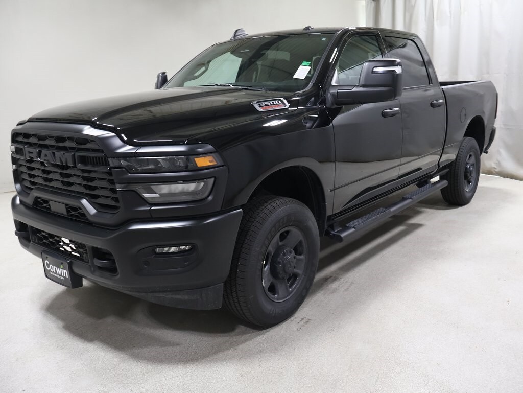 2026 Ram 3500 Tradesman photo 2