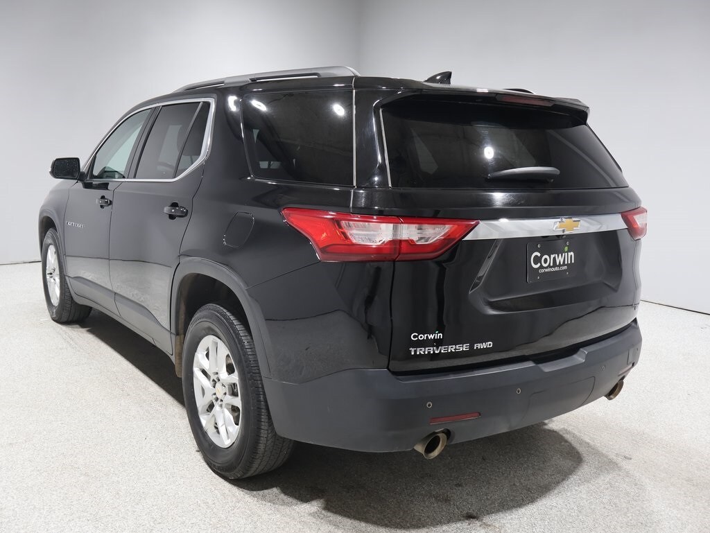 2021 Chevrolet Traverse Cloth 1LT photo 4