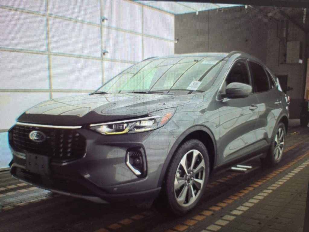 Used 2023 Ford Escape Platinum with VIN 1FMCU9JA9PUA26950 for sale in Fargo, ND