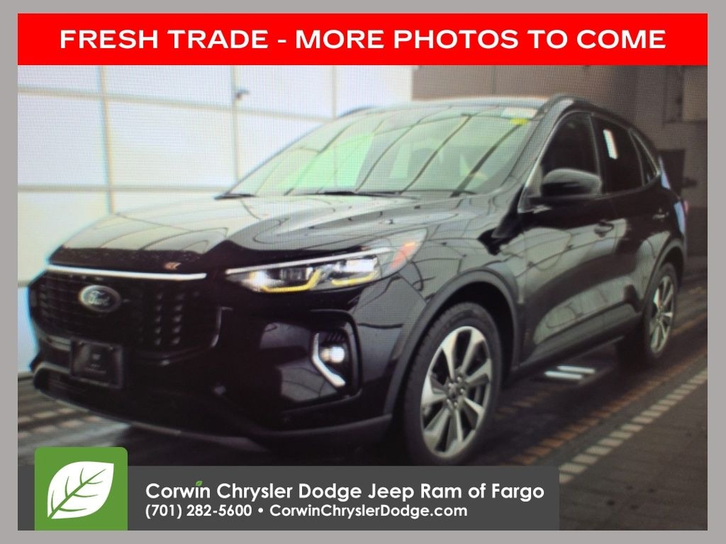 Used 2023 Ford Escape Platinum SUV