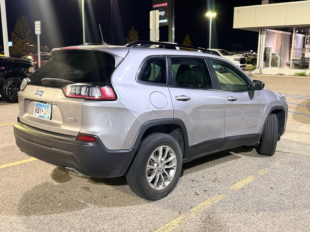 Used 2022 Jeep Cherokee Latitude Lux SUV