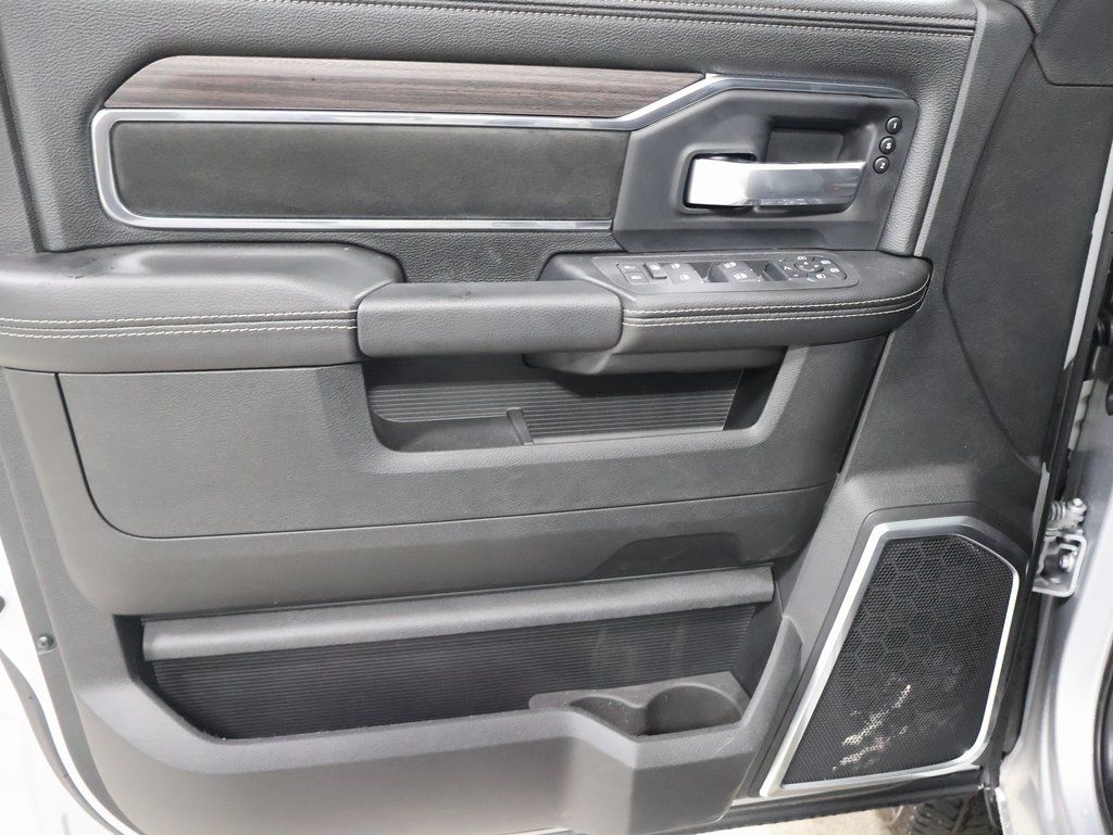 2026 RAM 2500 Laramie - Photo 9