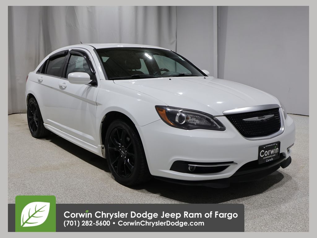 2013 Chrysler 200 Limited