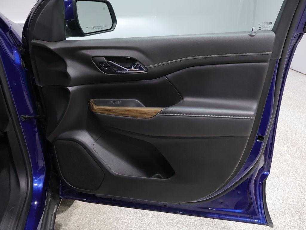 2023 GMC Acadia SLE - Photo 22