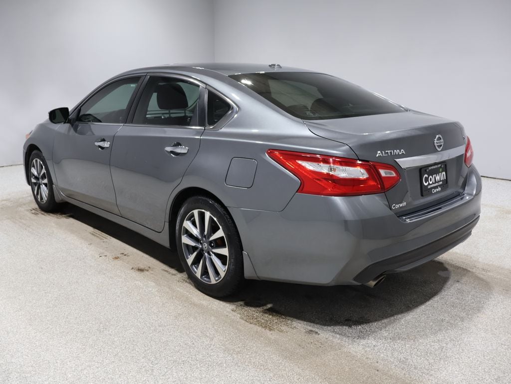 2017 Nissan Altima 2.5 SL photo 4