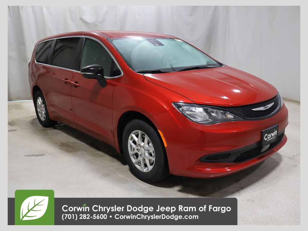 2026 Chrysler Voyager LX's photo