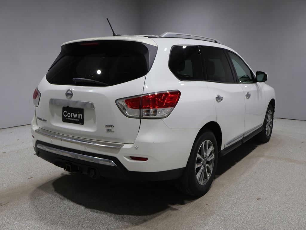 Used 2013 Nissan Pathfinder SL with VIN 5N1AR2MMXDC641241 for sale in Fargo, ND