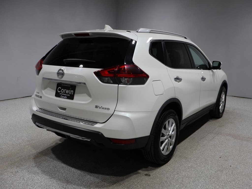 Used 2018 Nissan Rogue SV with VIN KNMAT2MV9JP541411 for sale in Fargo, ND