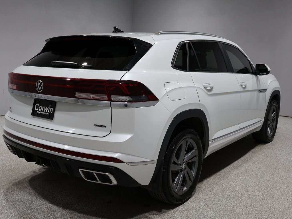 Used 2024 Volkswagen Atlas Cross Sport SEL R-LINE with VIN 1V2AE2CA7RC218839 for sale in Fargo, ND