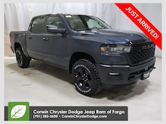 2026 Ram 1500 WARLOCK CREW CAB 4X4 5'7 BOX Pickup