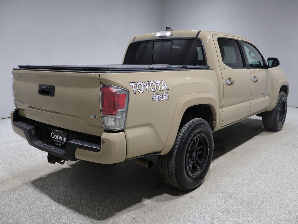 2016 Toyota Tacoma Limited V6 photo 2