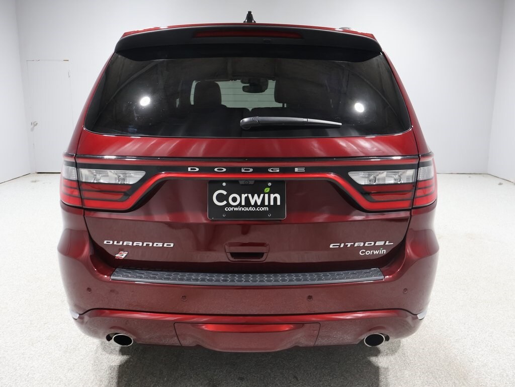 2023 Dodge Durango Citadel photo 3