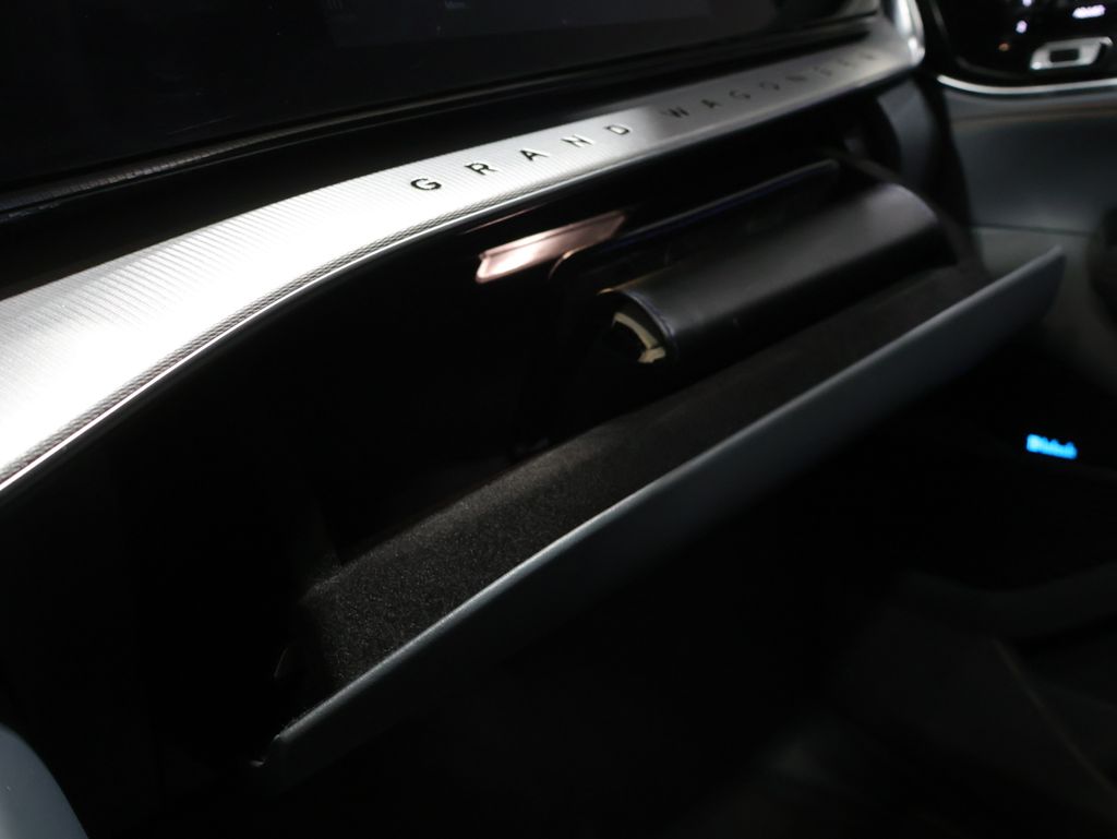 2022 Jeep Grand Wagoneer Series III - Photo 29